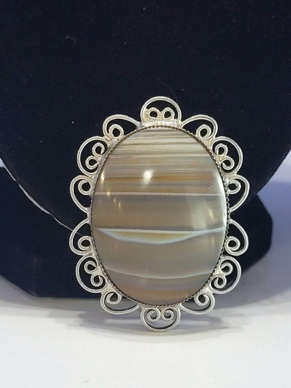 Vintage Agate Cabochon Brooch Pendant with Silver Filigree Border
